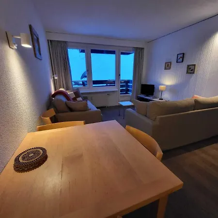 : 2 Pieces, 4 Pers, Proche Des Pistes, Balcon Sud-ouest, Wifi, Animaux Ok - Fr-1-449-119 * Tignes